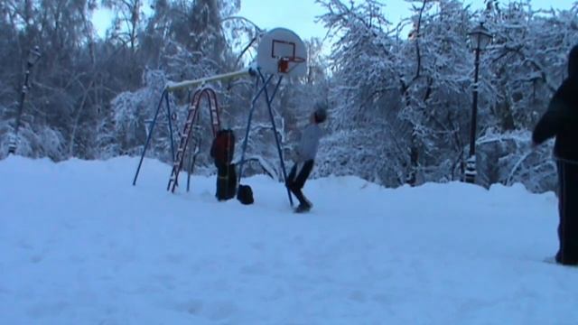 East-West 2010 БЛ*ДЬ смотреть онлайн