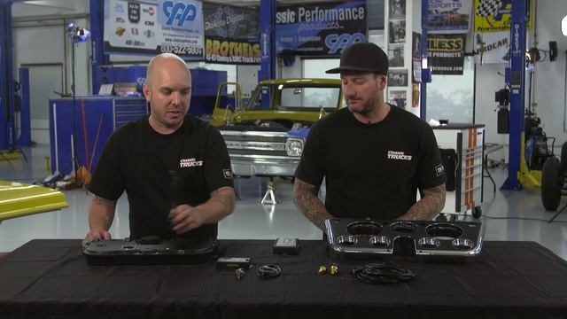 Week to Wicked C10 - Dakota Digital HDX Series Gauge Install смотреть онлайн