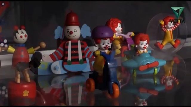 Сюжет о коллекции клоунов