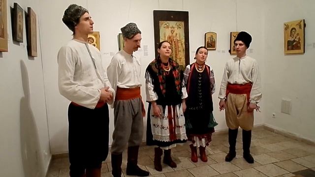 Давні колядки у виконанні колективу "Гуляйгород" смотреть онлайн