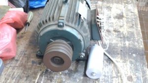 Электродвигатель 3 квт,запуск от 220 v