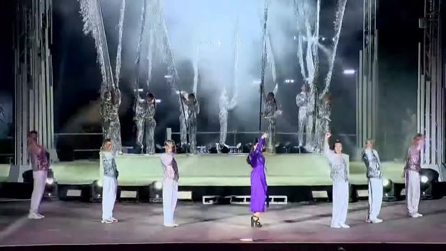 Lebedeva - “Черно-белая” смотреть онлайн