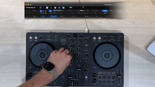 Бюджетный контроллер для новичка - Pioneer DDJ-FLX4 смотреть онлайн
