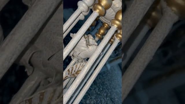 Перила грозный