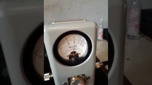 Dipolo 103.1 gama Mach. Con transmisor de 40 watts смотреть онлайн