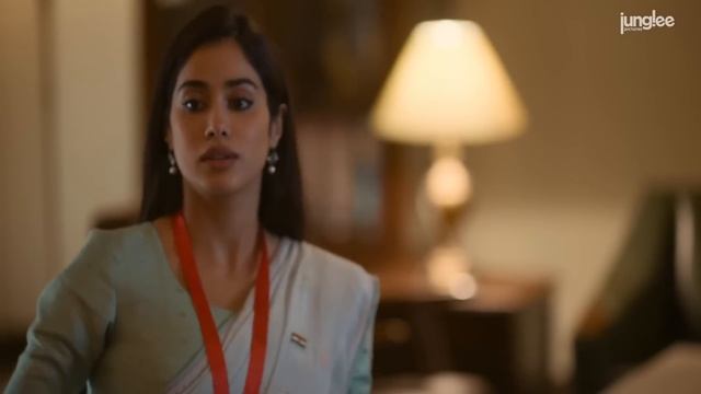 ULAJH + Auron Mein Kaha Dum Tha Movie Reviews смотреть онлайн