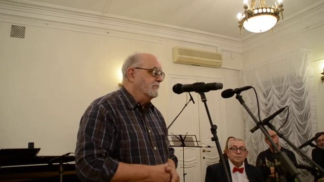 Презентация проекта Ю. Годованца "Немного слов", книга третья смотреть онлайн
