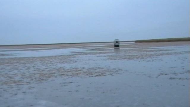 Аэроглиссер Циклон на льду смотреть онлайн