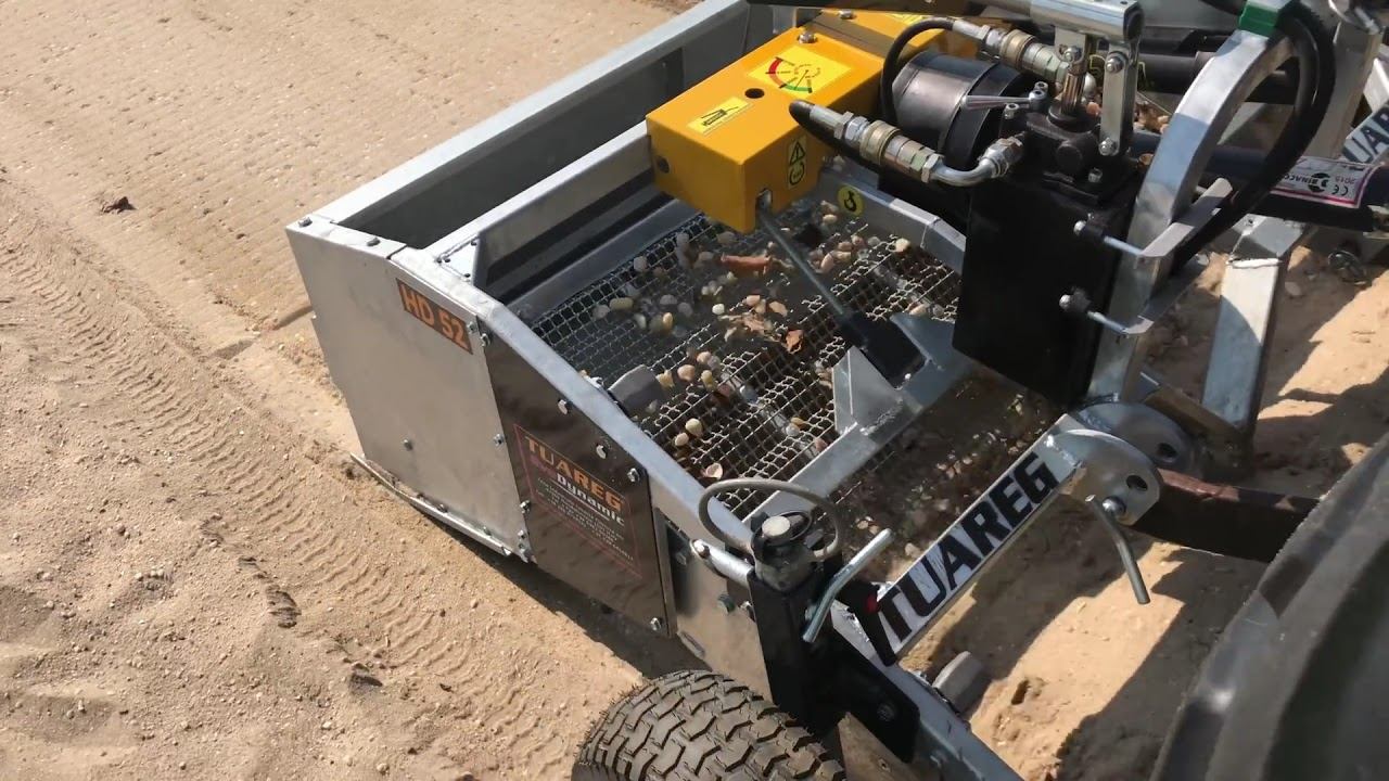 Beach cleaning Machine - beach cleaners cleaning sand area - Compact Tractor смотреть онлайн