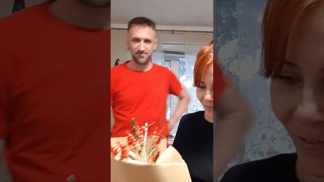Дарите женщинам цветы смотреть онлайн
