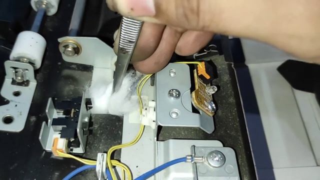 MENGATASI SANGKUT DI ADF tidak ada kertas yang tertinggal. iradvance 6255/6276055/6075 смотреть онлайн