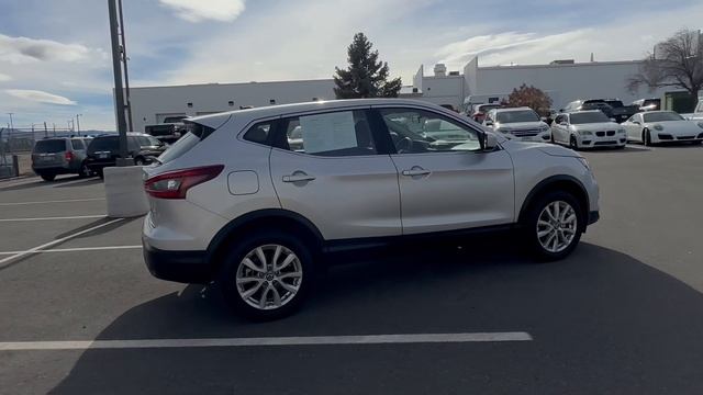 2021 Nissan Rogue Sport смотреть онлайн