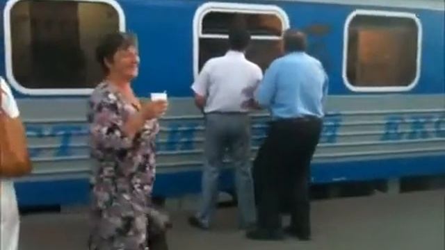 Как надо провожать друзей смотреть онлайн