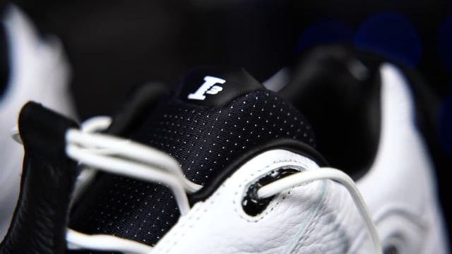 Reebok Answer 5 Low White/Black смотреть онлайн