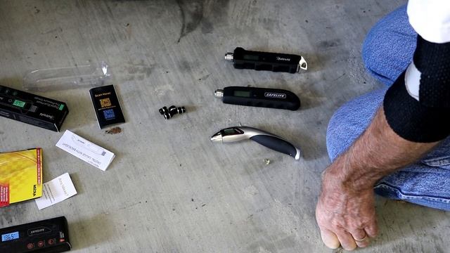 A Good Tire Pressure Gauge for less than $20 смотреть онлайн