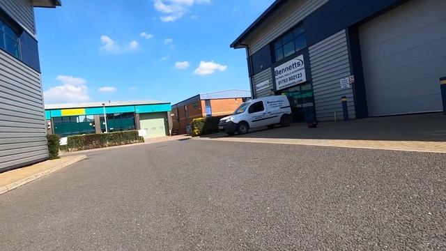 Kevin Talbot 2020 Rewind RC Car Mayhem! смотреть онлайн