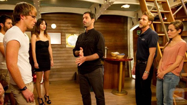 Сериал Ковчег- 2 сезон 1 серия / El barco