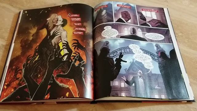 HARLEEN BOOK #3 (black label, hard cover) смотреть онлайн