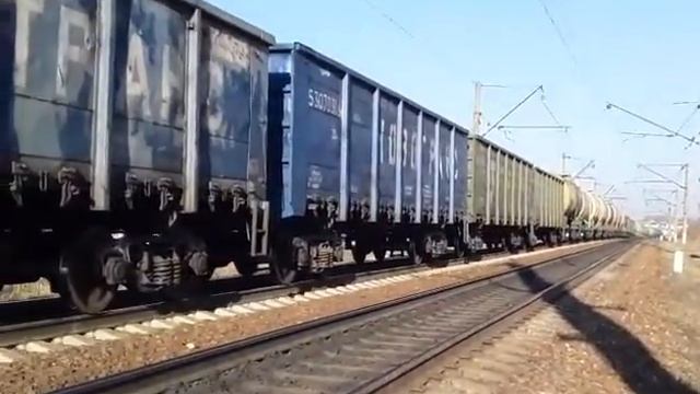 "Поддал тяги".3ЭС5К-787 "Ермак" со сборным поездом. смотреть онлайн