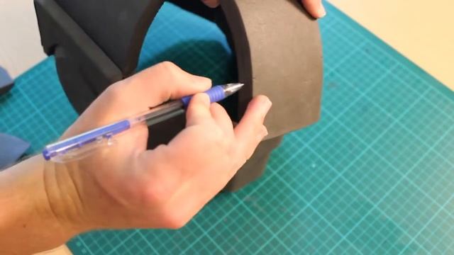 HOW TO: TITANFALL 2 Pulse Blade Pilot helmet Cosplay Prop - Part 2 смотреть онлайн