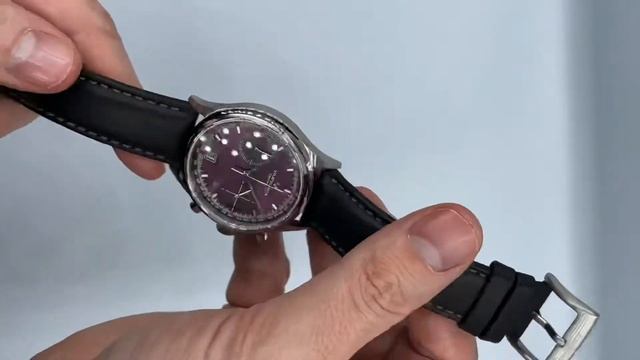 VRATISLAVIA CONCEPTUM - FORM&FUNCTION LE200 RED GRAPE смотреть онлайн