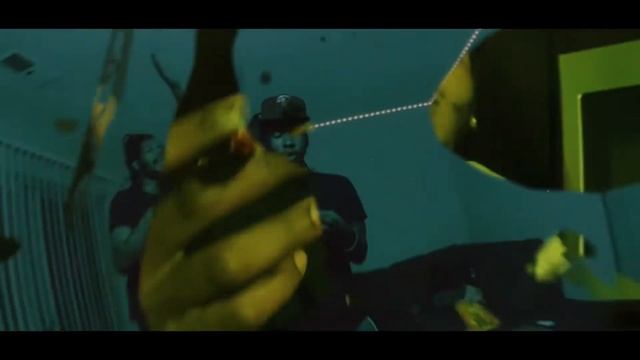 Hangover feat. TMBPeso & ERG Rippaa (Official Music Video) смотреть онлайн