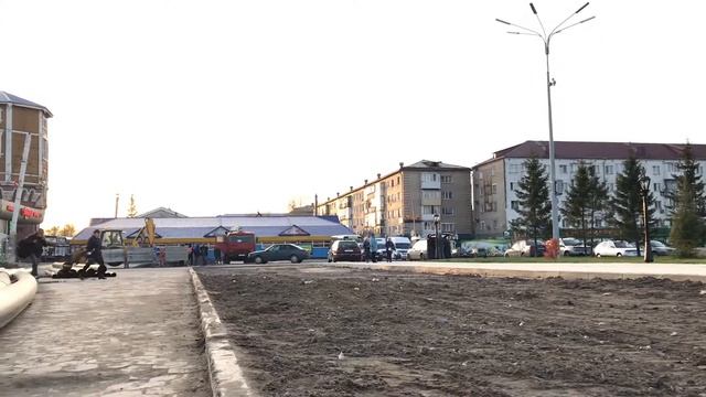 ЗАВЕРШИЛАСЬ РЕКОНСТРУКЦИЯ ПРИВОКЗАЛЬНОЙ ПЛОЩАДИ. смотреть онлайн