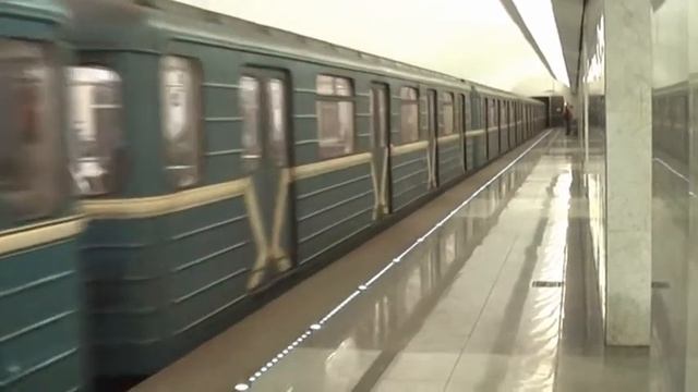 81-717.5/714.5М номерной, ст. Достоевская смотреть онлайн