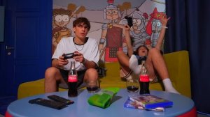 УЛЕТЕЛИ ОТДЫХАТЬ ПОТЕРЯЛИ ЧЕМОДАН 🤩 ПАЦАНЫ НАРУШИЛИ ГЛАВНОЕ ПРАВИЛО 🤯 АМИНА СПАСАЕТ КАНИКУЛЫ! КАМПУ