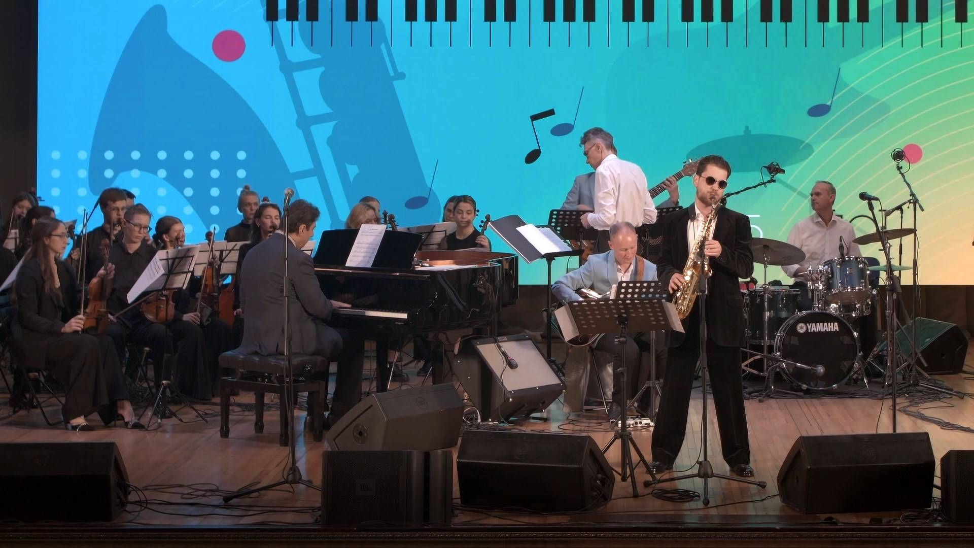 Alex Nekrasov - As If She Never Answered [Live with String Orchestra] смотреть онлайн