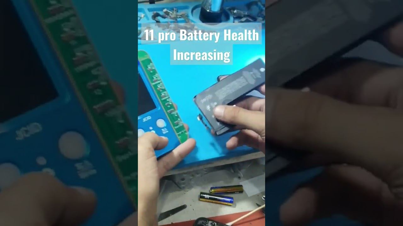 iPhone 11 Pro Battery Health Increasing with JCID V1SE programmer смотреть онлайн