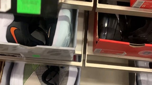 NIKE FACTORY STORE AFTER BACK TO SCHOOL SALE - PINOY SNEAKER RESELLER смотреть онлайн