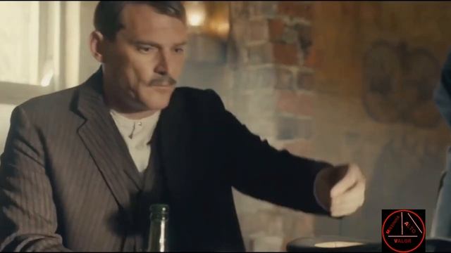 O tempo é um veneno para a mulher (THE WALL) смотреть онлайн