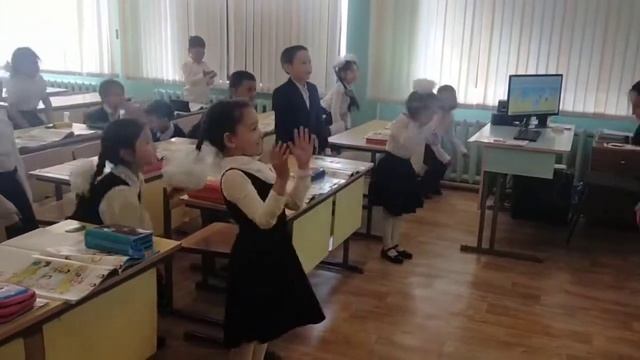 Қаныш Сәтбаев атындағы 9-ЖОББМ ағылшын тілі мұғалімі Саитова А.К 1-"А"сыныбы "Hands and head" смотреть онлайн