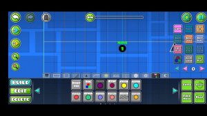 я делаю двигающиеся шип в geometry Dash