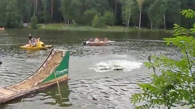 2013.08.04 - Иваново, Fun Jumping - Прыжки на велосипедах в воду - 3 смотреть онлайн