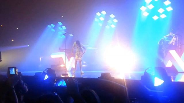 Papaoutai - Stromae @Milano Assago Mediolanumforum 15/12/14 смотреть онлайн