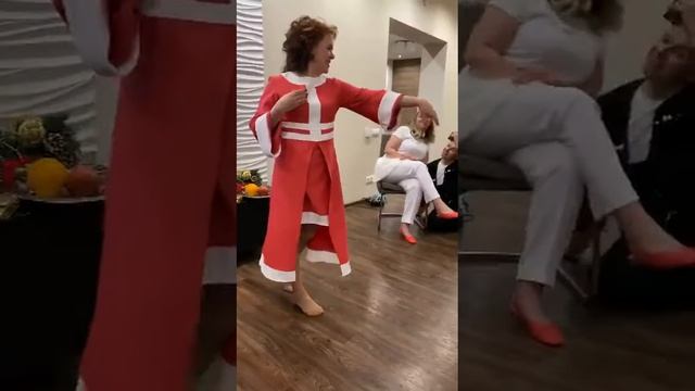 Новогодняя вечеринка по фильмам Леонида Гайдая. смотреть онлайн