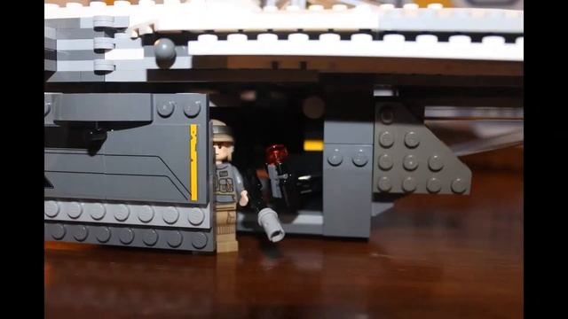 Lego Star Wars Stop-Motion: U-Wing Door Opening with Rebel Trooper смотреть онлайн