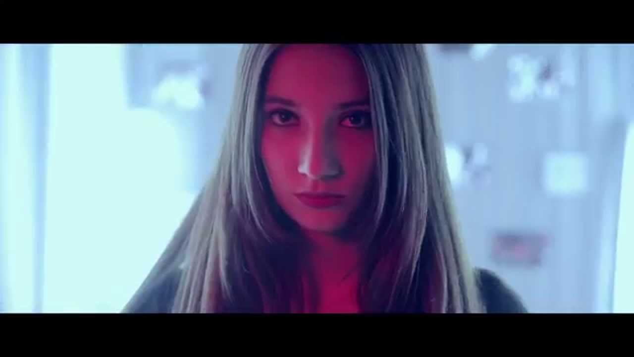 Video de 15 de Maria Fernanda - Ciudad Mágica (Tan Bionica) смотреть онлайн