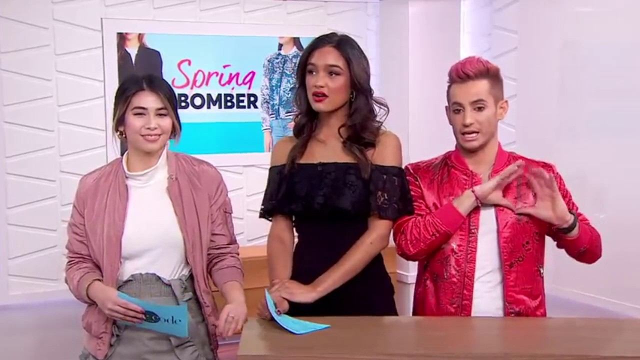 Amazon Style Code Live // Spring Bomber Jacket | March 13, 2017 смотреть онлайн