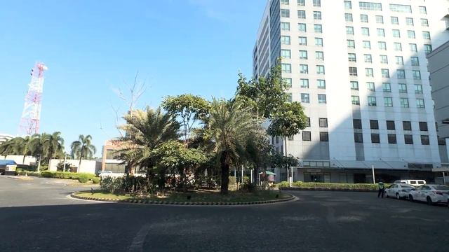 Quezon City Central Business District | Vertis North, Araneta City, Eton Centris, Eastwood City смотреть онлайн