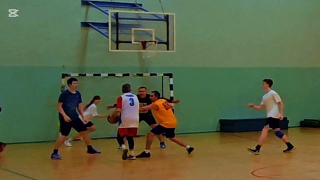 баскетбол тренировка