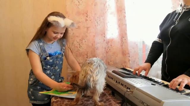 Привет, дорогой друг! Участники акции: Поля и Ариша, мама Ирина Львовна. смотреть онлайн