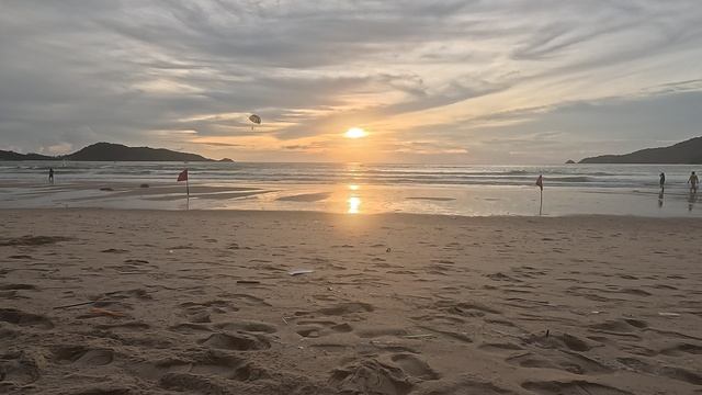 Patong Beach смотреть онлайн