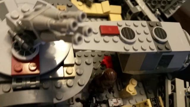 Lego Star Wars Millennium Falcon 75105 смотреть онлайн