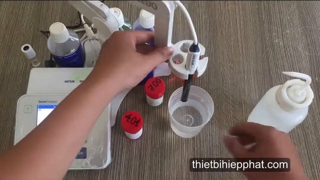 Hiệu chuẩn máy đo pH SevenCompact смотреть онлайн