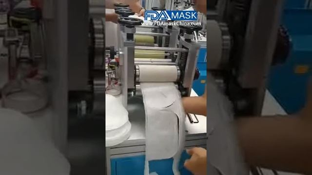 Машина для изготовления многослойных одноразовых масок, нарезка масок, изготовле смотреть онлайн