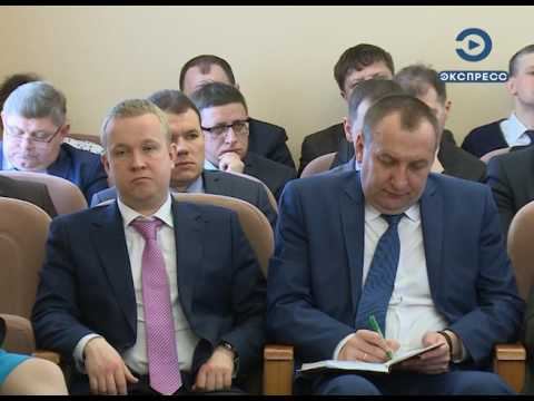 В Пензе обсудили доступность банковских услуг для жителей области смотреть онлайн