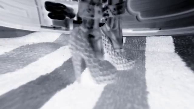 Клип "Kiss" Спектра смотреть онлайн